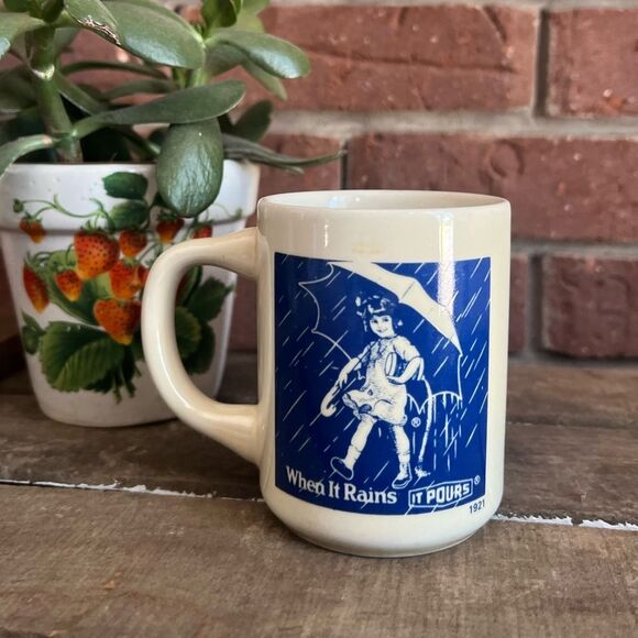 Vintage Morton Salt Company Mug "When it Rains it Pours" 1921 - Picture 2 of 5